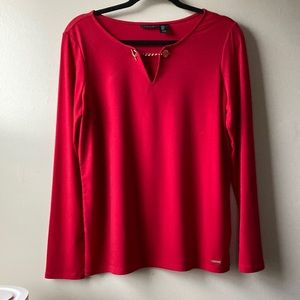 Beautiful Tahari long sleeve top